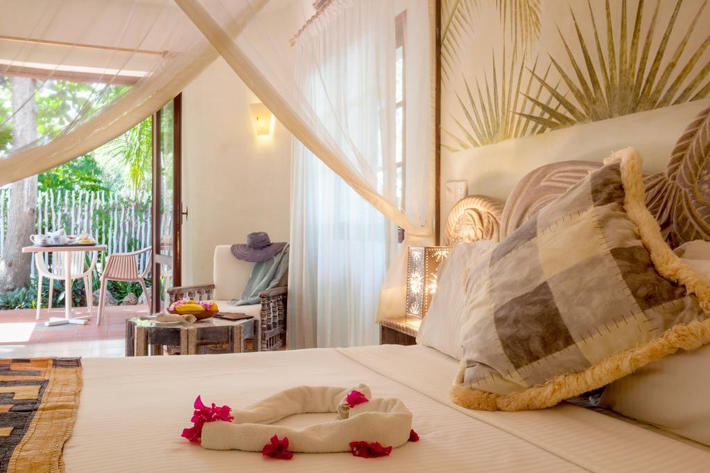 The Maji Beach Boutique Hotel -Adults Only Diani Beach Esterno foto